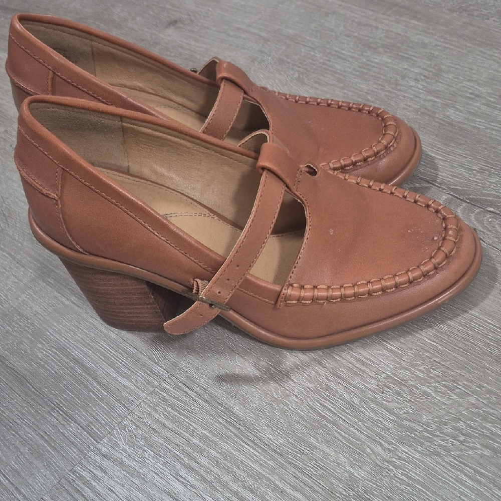 Women's Tan Loafer Heels